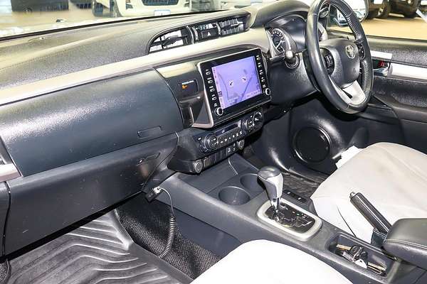 2023 Toyota Hilux SR5 GUN126R 4X4