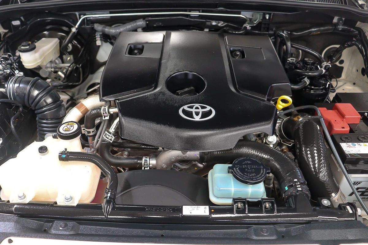 2023 Toyota Hilux SR5 GUN126R 4X4