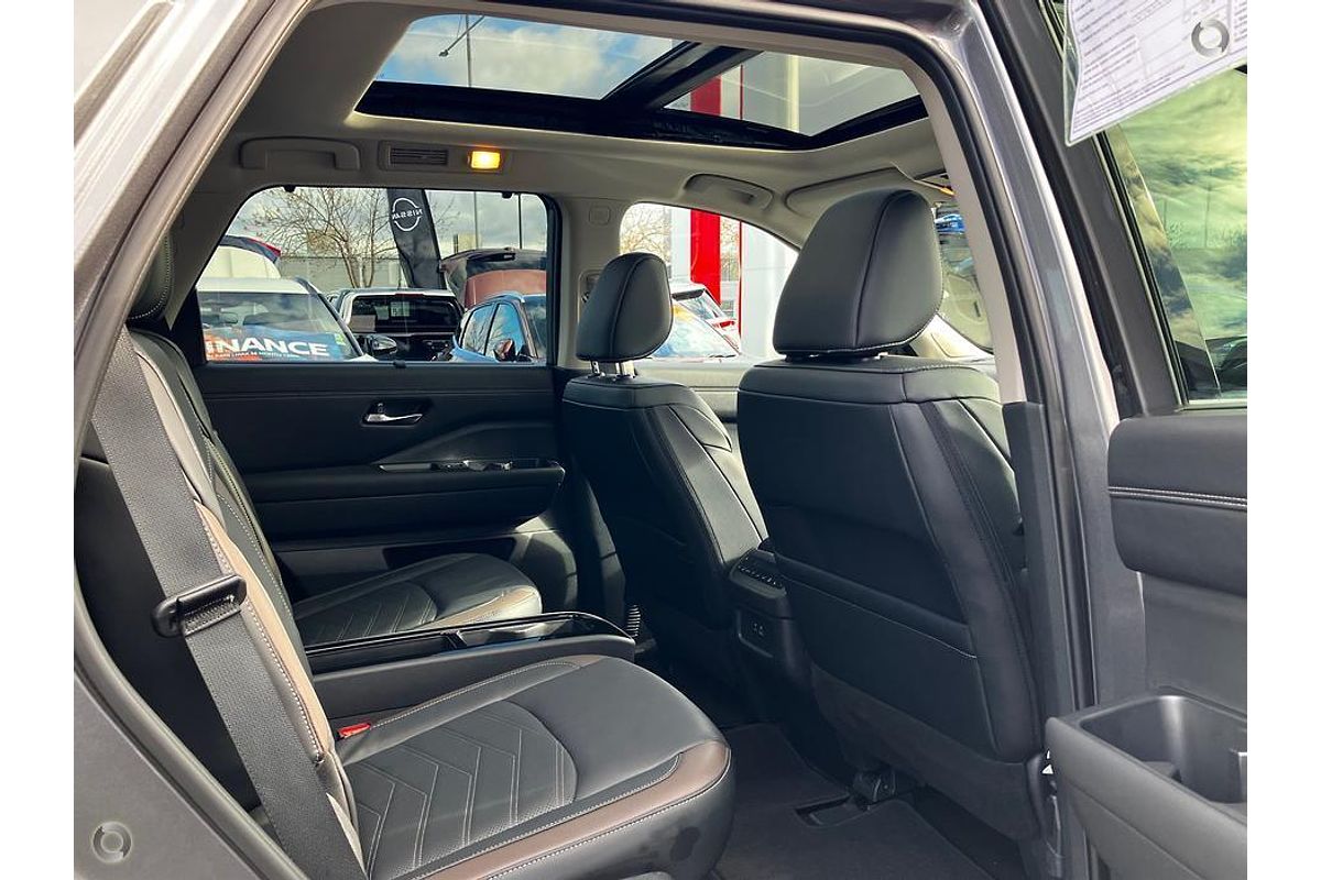 2024 Nissan Pathfinder Ti-L R53