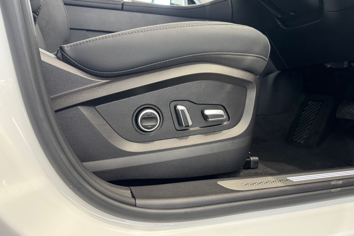 2025 Chery Tiggo 8 Super Hybrid Urban T31