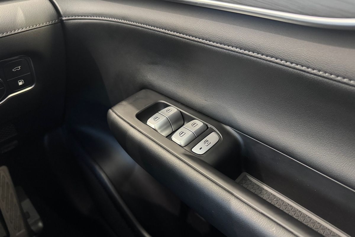 2025 Chery Tiggo 8 Super Hybrid Urban T31