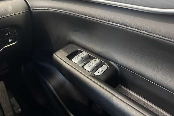 2025 Chery Tiggo 8 Super Hybrid Urban T31