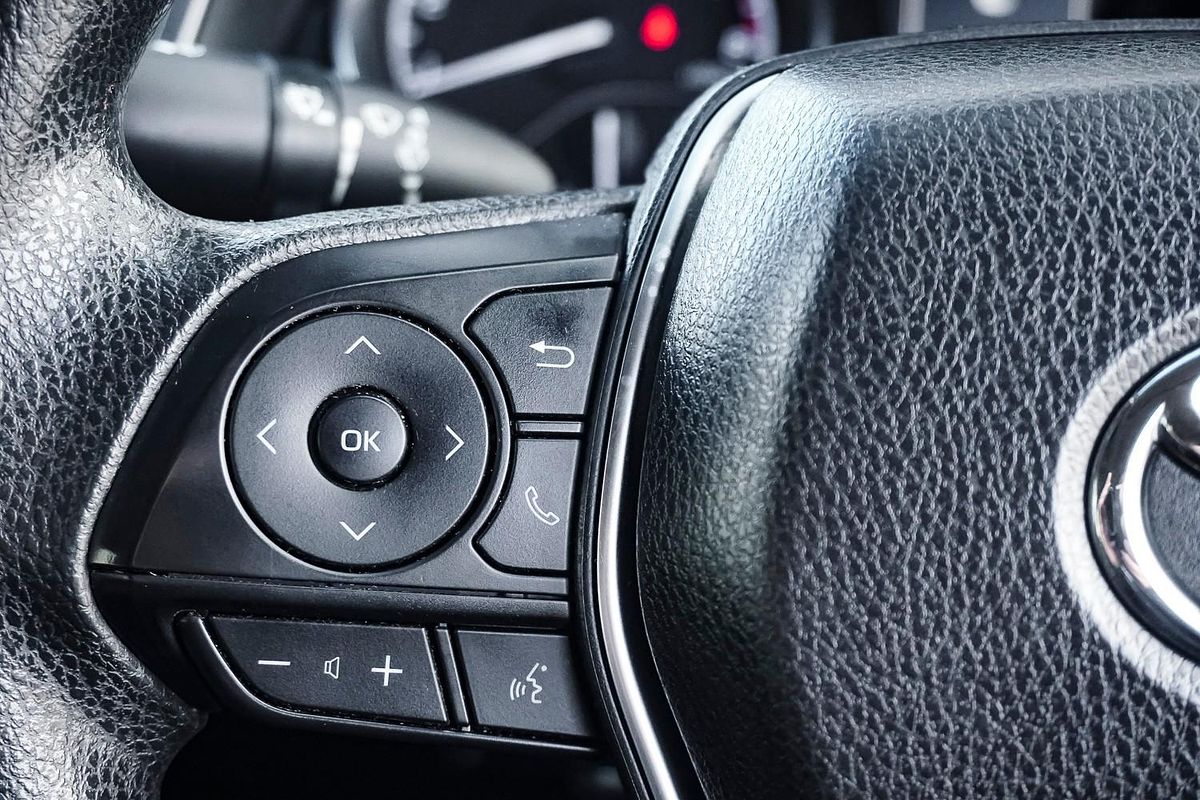 2019 Toyota Camry Ascent ASV70R