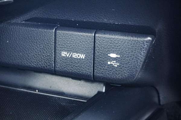 2019 Toyota Camry Ascent ASV70R