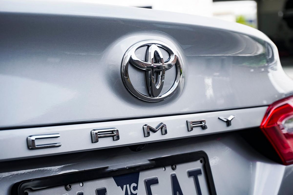 2019 Toyota Camry Ascent ASV70R
