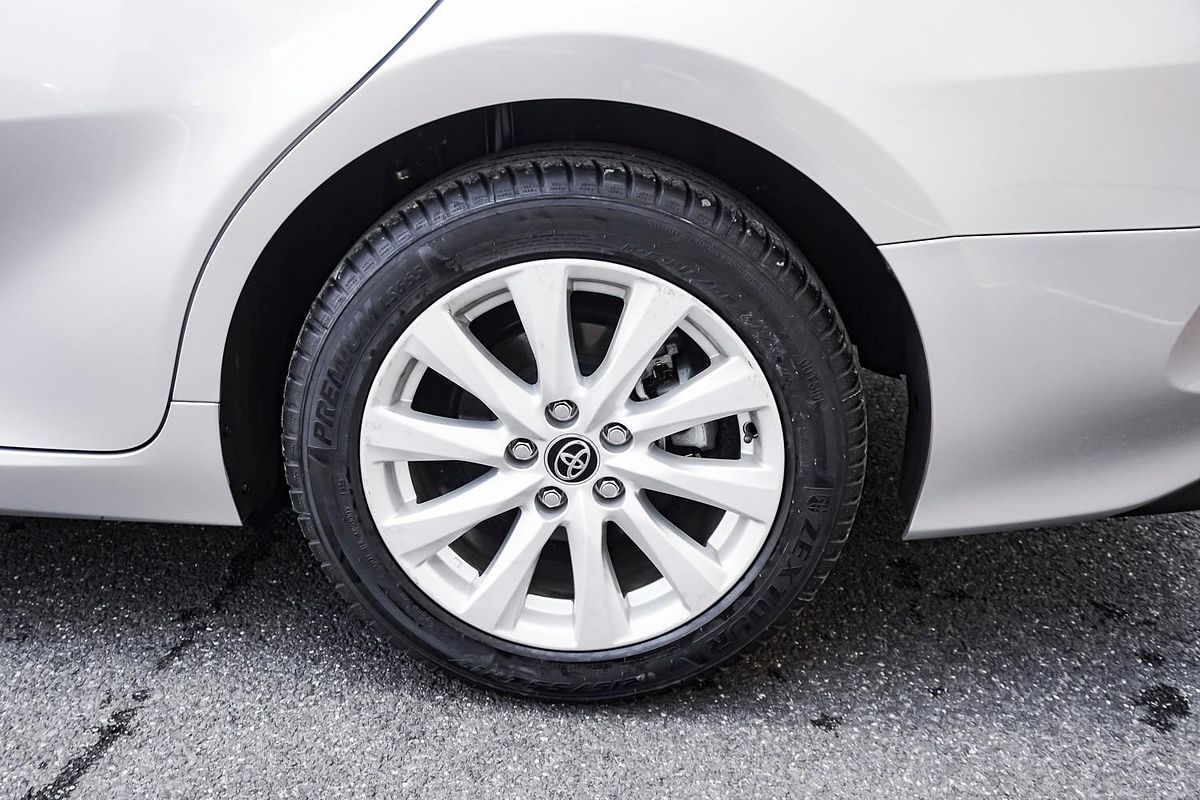 2019 Toyota Camry Ascent ASV70R