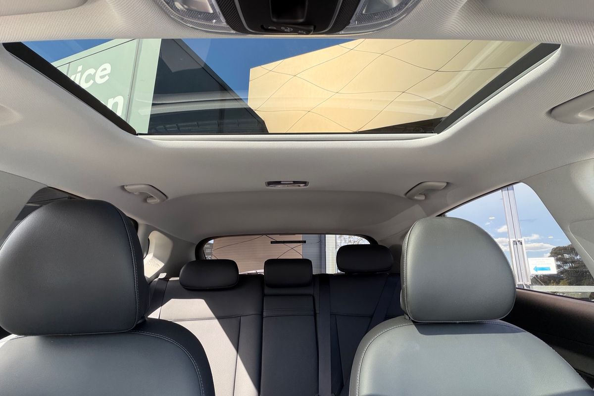 2025 Hyundai Kona Premium SX2.V2