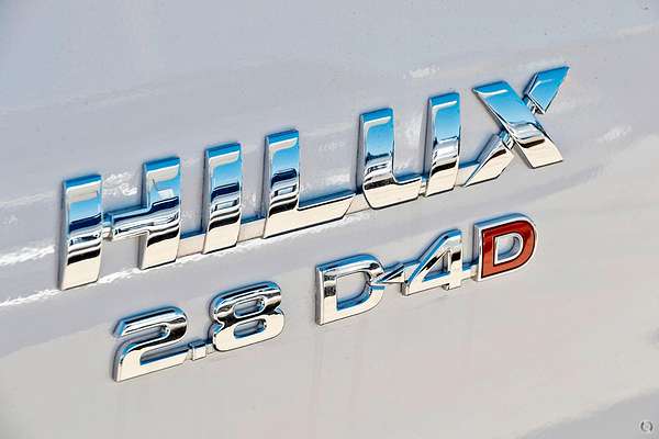 2017 Toyota Hilux SR GUN126R 4X4