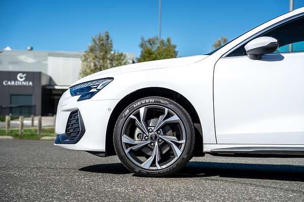 2025 Audi A3 35 TFSI S line GY