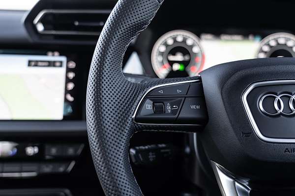 2025 Audi A3 35 TFSI S line GY