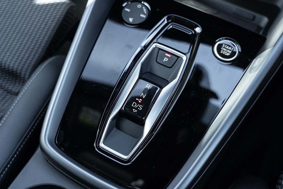 2025 Audi A3 35 TFSI S line GY
