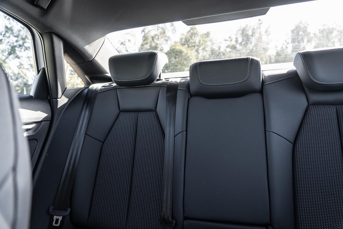 2025 Audi A3 35 TFSI S line GY