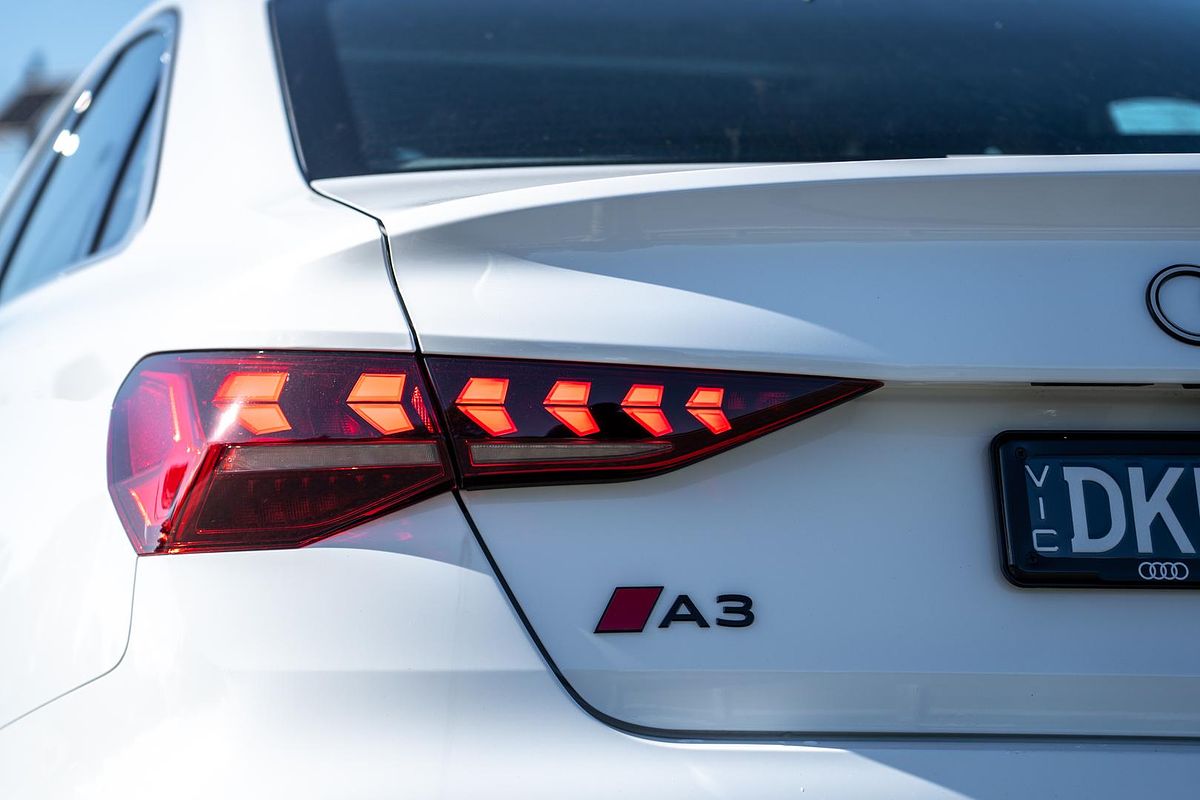 2025 Audi A3 35 TFSI S line GY