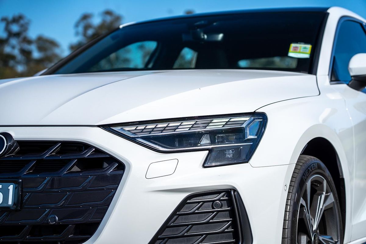 2025 Audi A3 35 TFSI S line GY