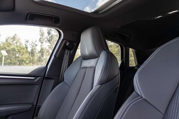 2025 Audi A3 35 TFSI S line GY