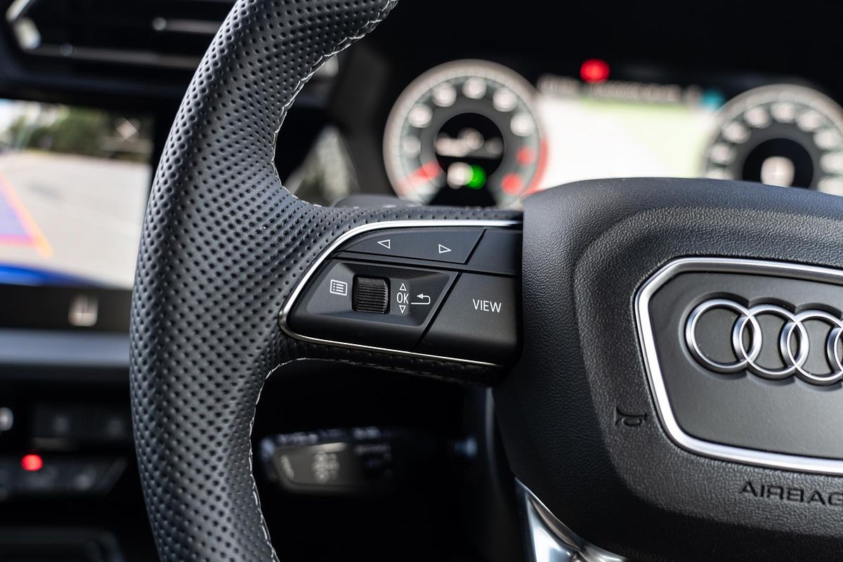 2025 Audi A3 35 TFSI S line GY