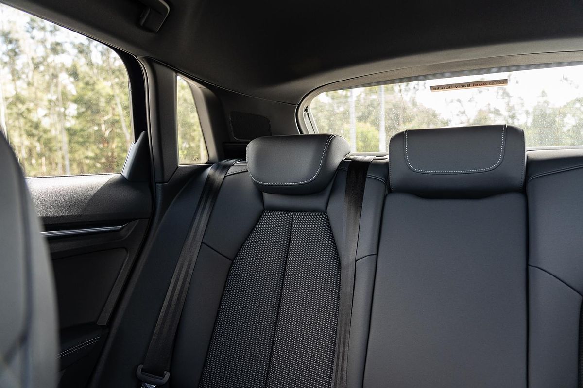2025 Audi A3 35 TFSI S line GY