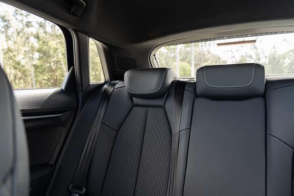 2025 Audi A3 35 TFSI S line GY