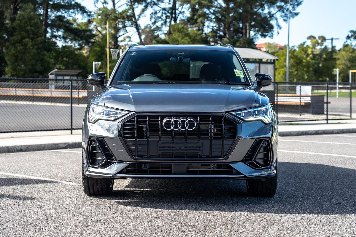 2025 Audi Q3 40 TFSI S line F3
