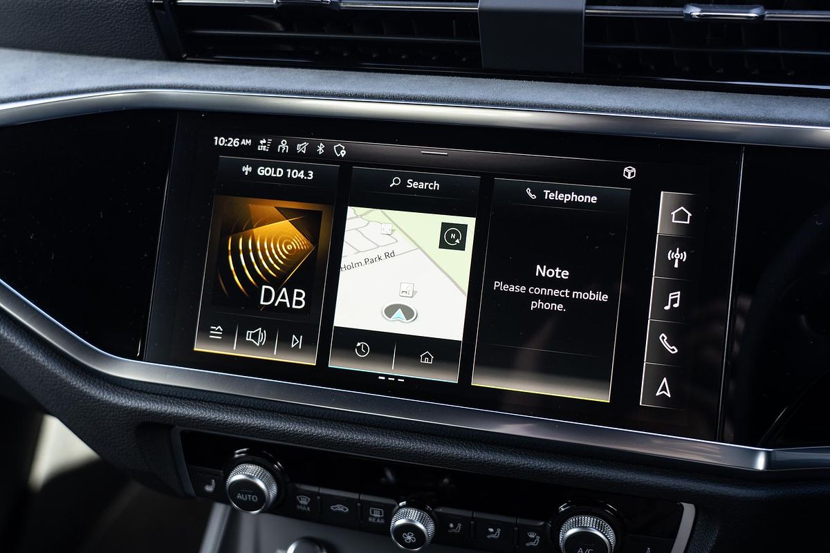 2025 Audi Q3 40 TFSI S line F3