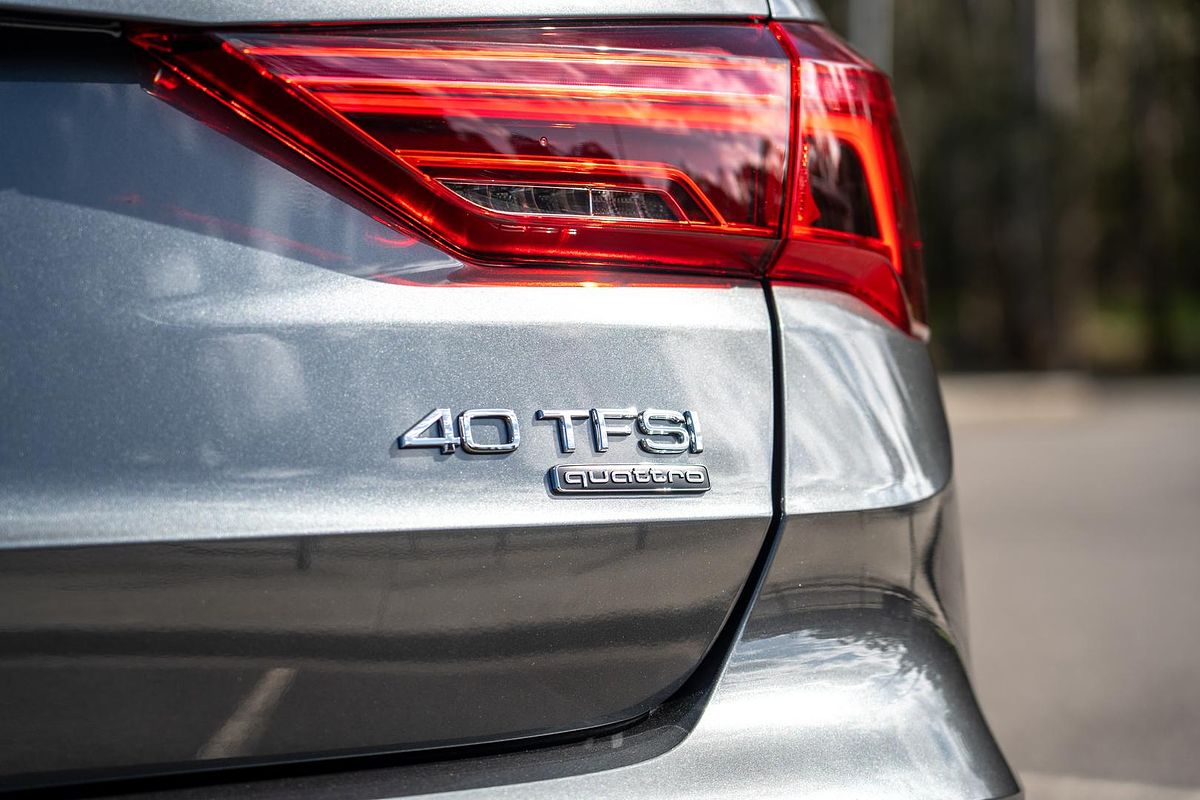 2025 Audi Q3 40 TFSI S line F3