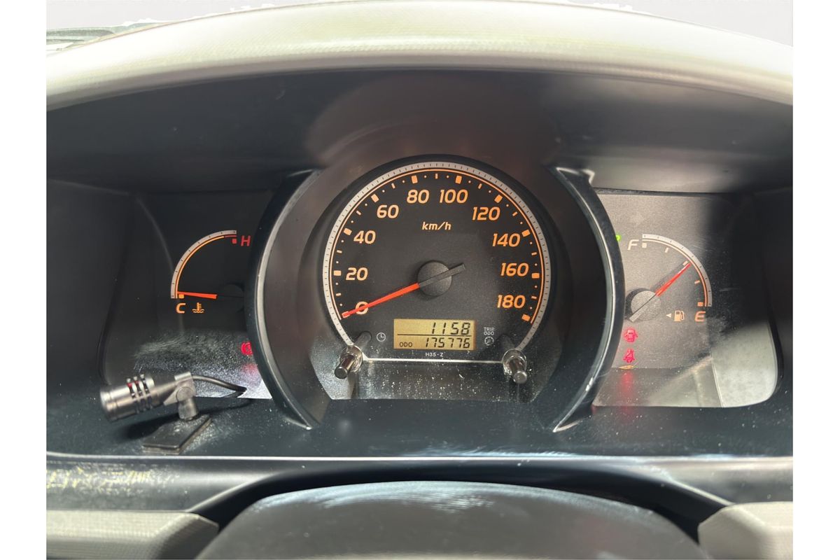 2009 Toyota Hiace 4WD