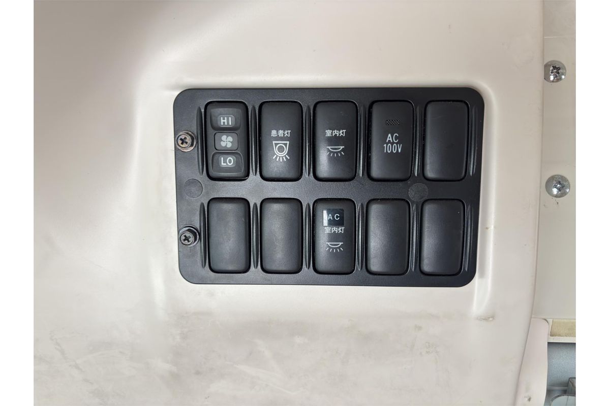 2009 Toyota Hiace 4WD