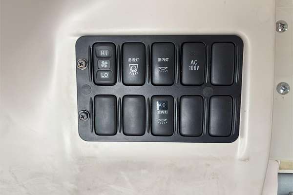 2009 Toyota Hiace 4WD