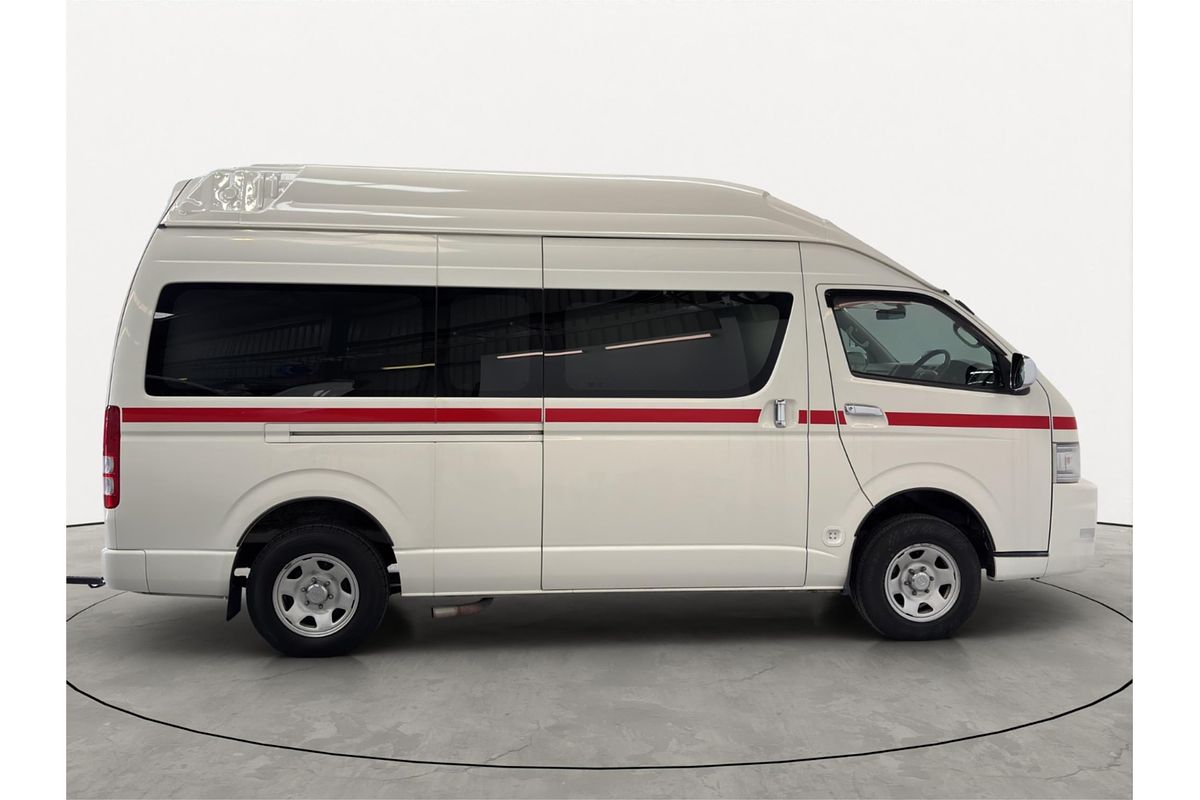 2009 Toyota Hiace 4WD