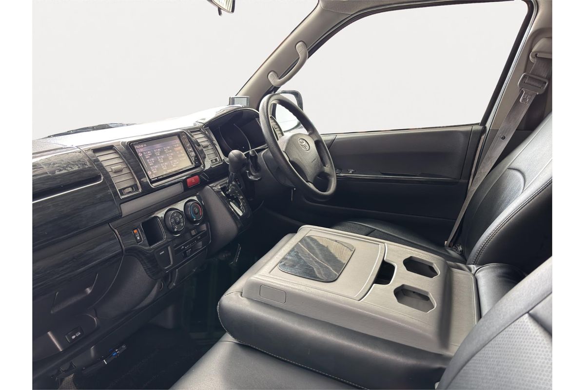 2008 Toyota Hiace