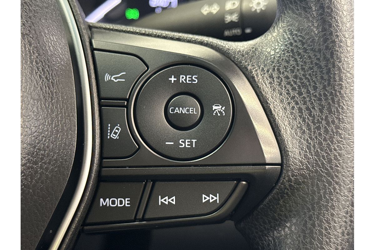 2021 Toyota Camry Ascent AXVH70R
