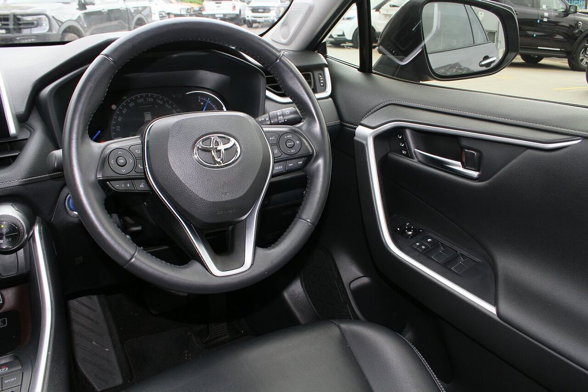 2020 Toyota RAV4 Cruiser AXAH52R