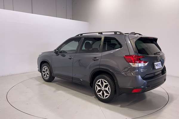 2022 Subaru Forester 2.5i S5