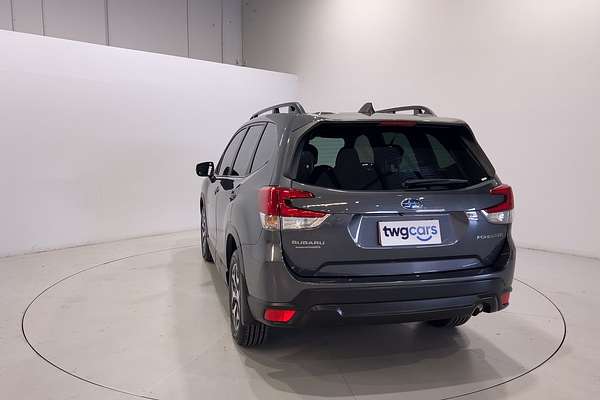 2022 Subaru Forester 2.5i S5