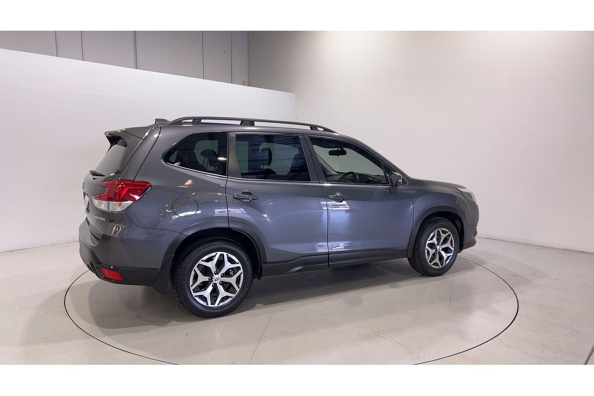 2022 Subaru Forester 2.5i S5