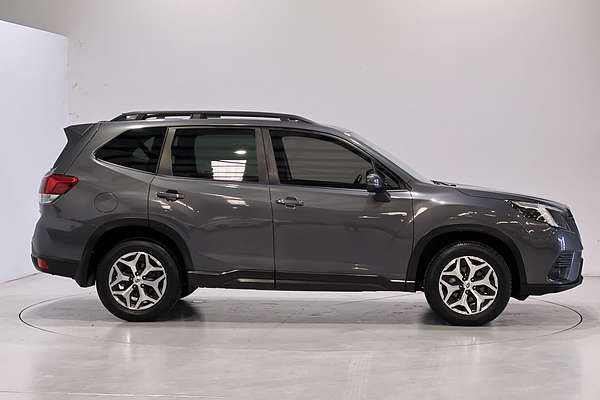 2022 Subaru Forester 2.5i S5