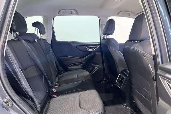 2022 Subaru Forester 2.5i S5