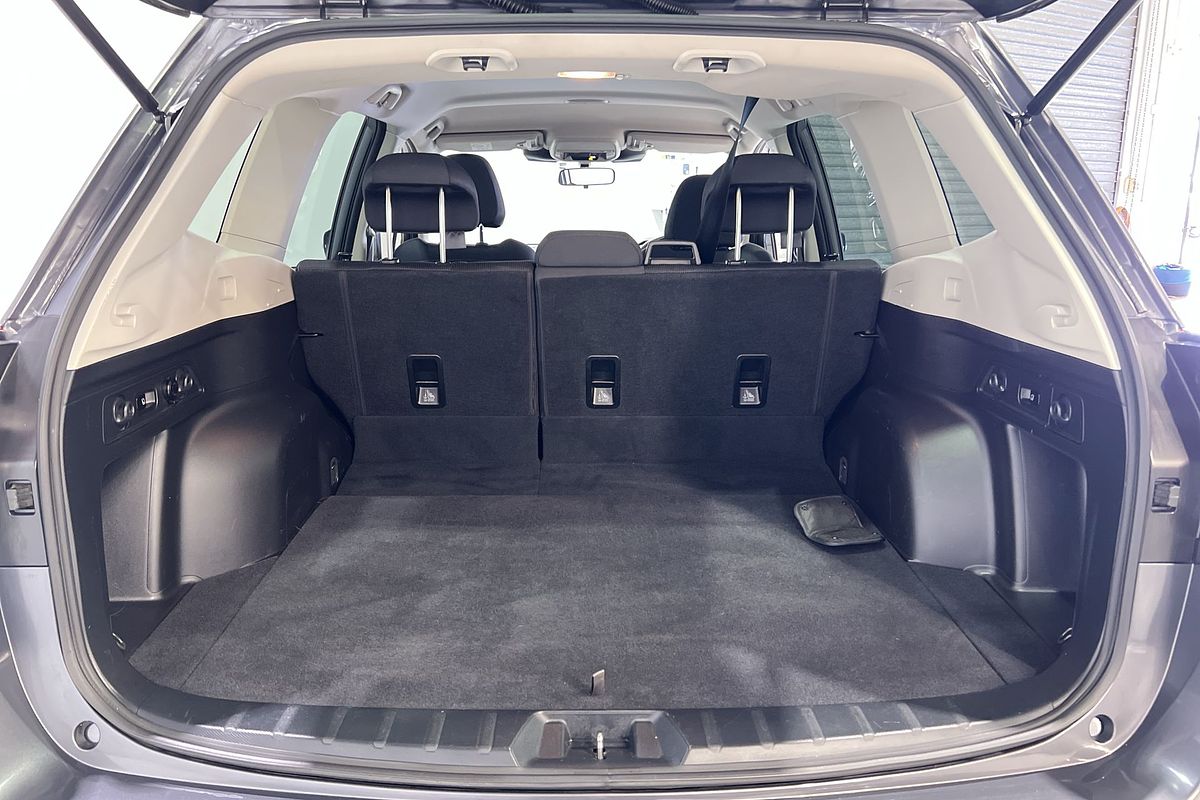 2022 Subaru Forester 2.5i S5