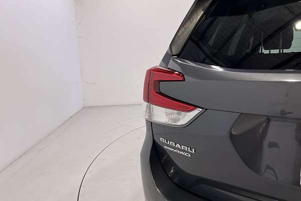 2022 Subaru Forester 2.5i S5