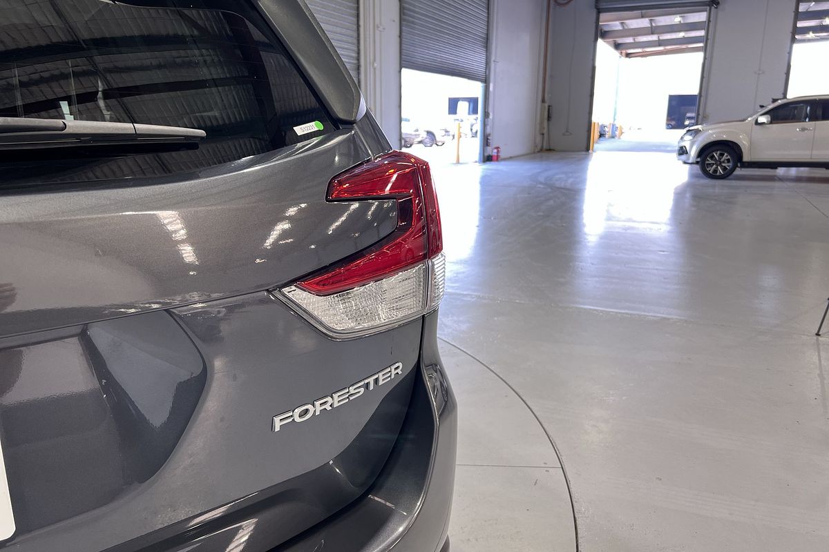 2022 Subaru Forester 2.5i S5