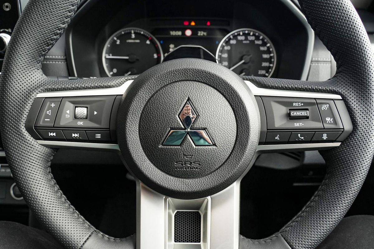 2025 Mitsubishi Triton GLS MV