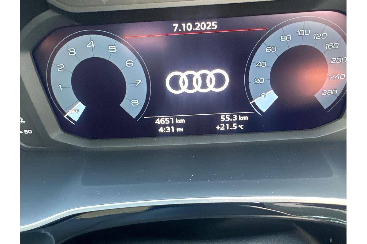 2025 Audi Q3 35 TFSI S line edition F3