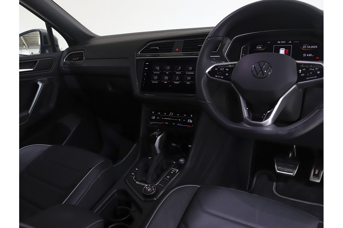 MY24 Volkswagen Tiguan Allspace 162TSI R-Line 7 Speed DSG 