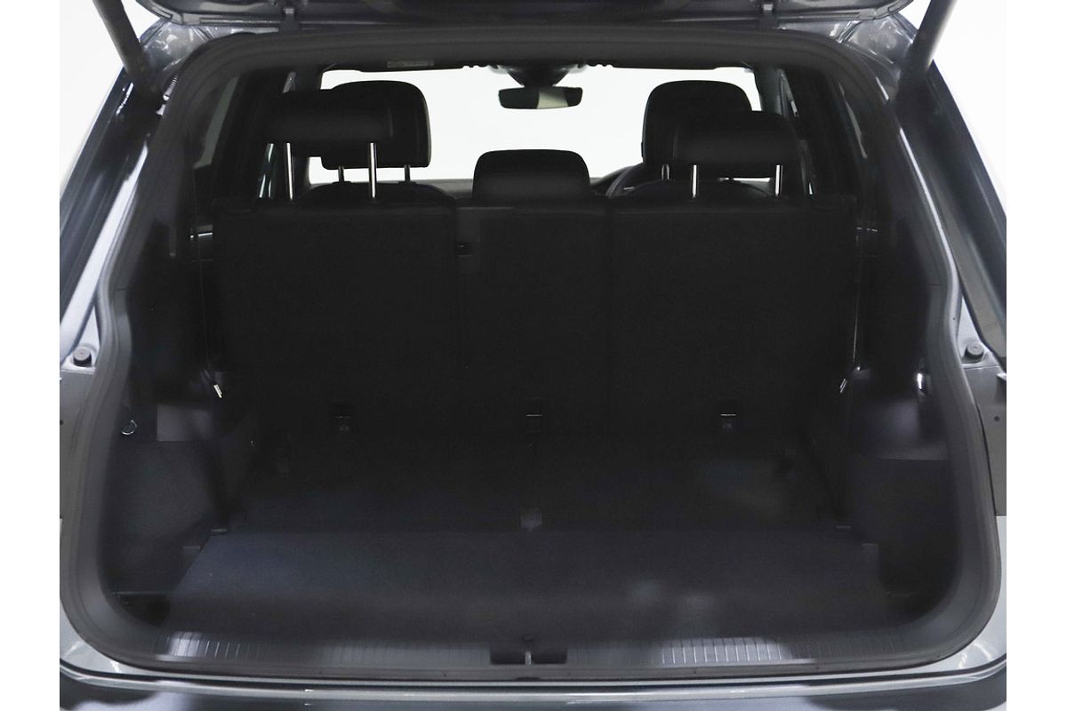 MY24 Volkswagen Tiguan Allspace 162TSI R-Line 7 Speed DSG 