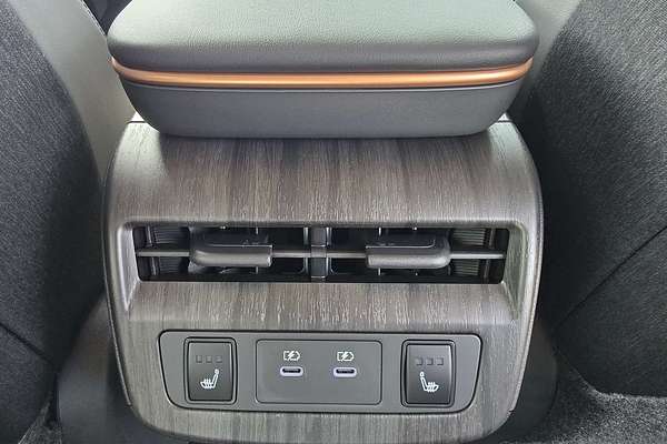 2025 Nissan Ariya Advance+ FE0