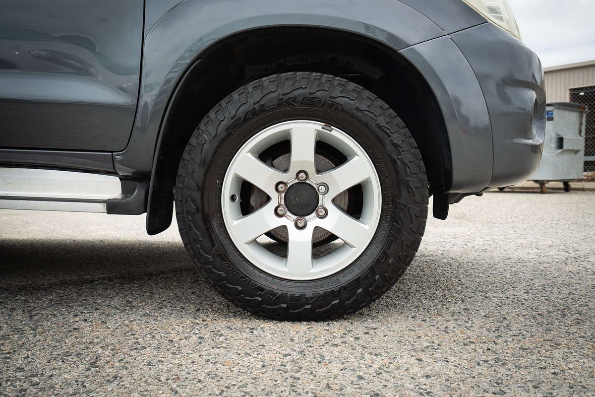 2010 Toyota Hilux SR5 KUN26R 4X4