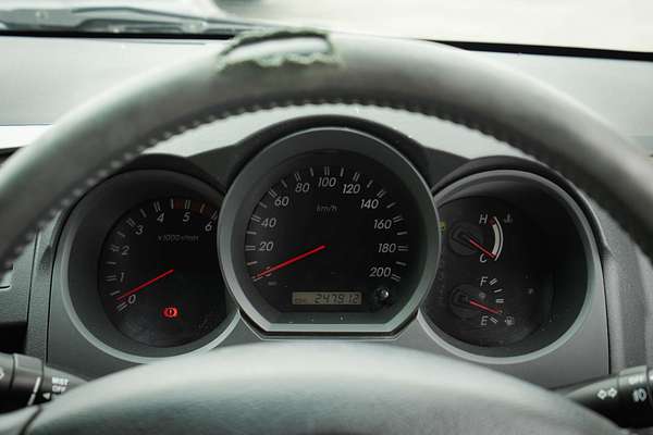 2010 Toyota Hilux SR5 KUN26R 4X4