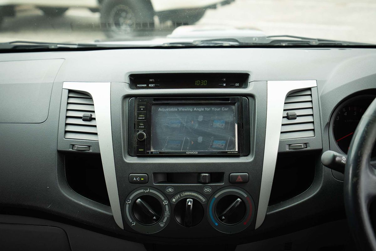 2010 Toyota Hilux SR5 KUN26R 4X4
