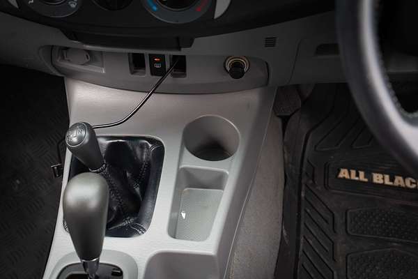 2010 Toyota Hilux SR5 KUN26R 4X4