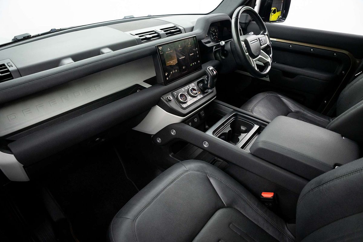 2021 Land Rover Defender 110 P400 XS Edition L663